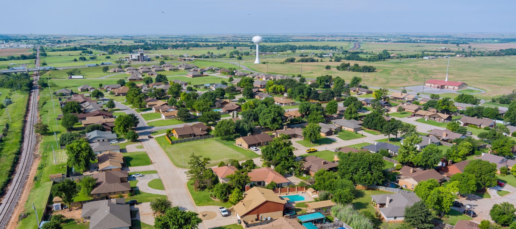 houses in a Helotes neighborhood