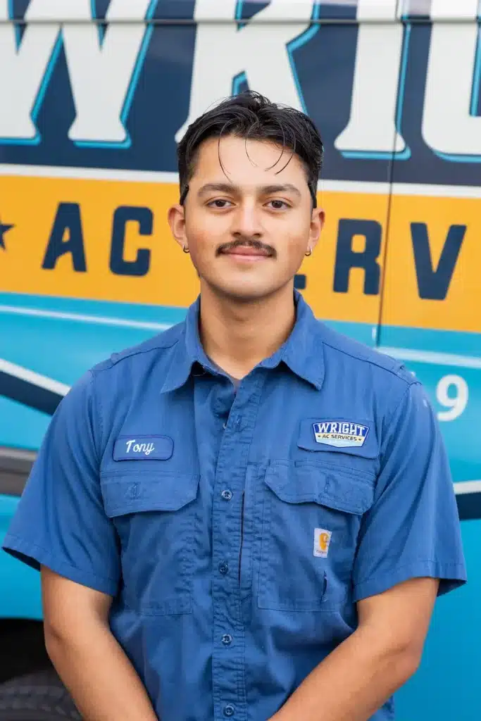 Tony Aguilar headshot